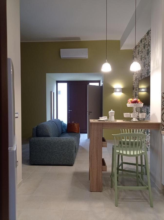 Happynesshouse_Locazione Turistica Apartment Trani Bagian luar foto