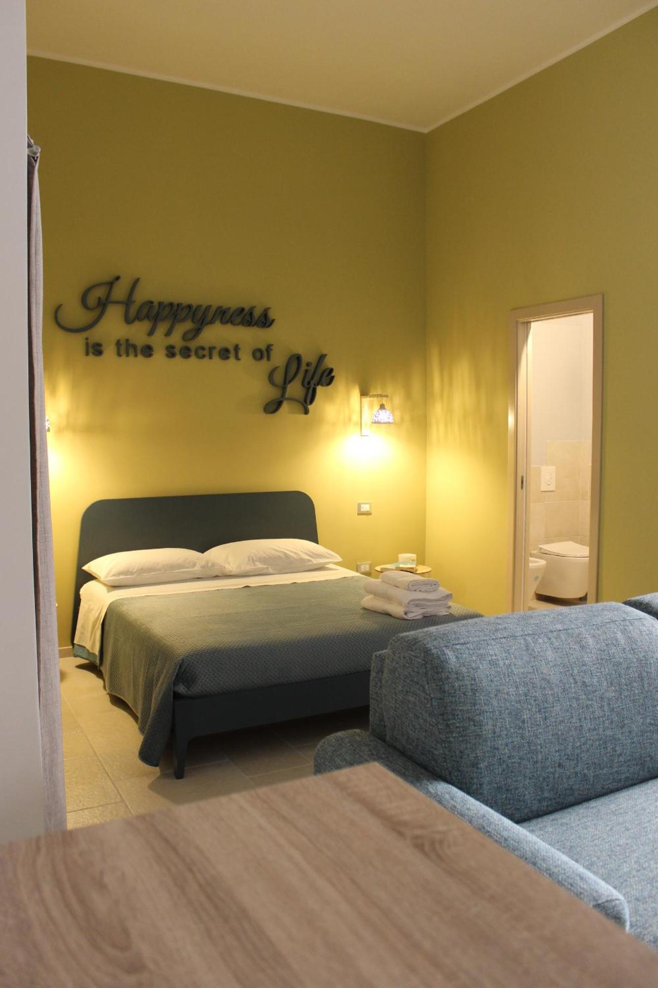 Happynesshouse_Locazione Turistica Apartment Trani Bagian luar foto