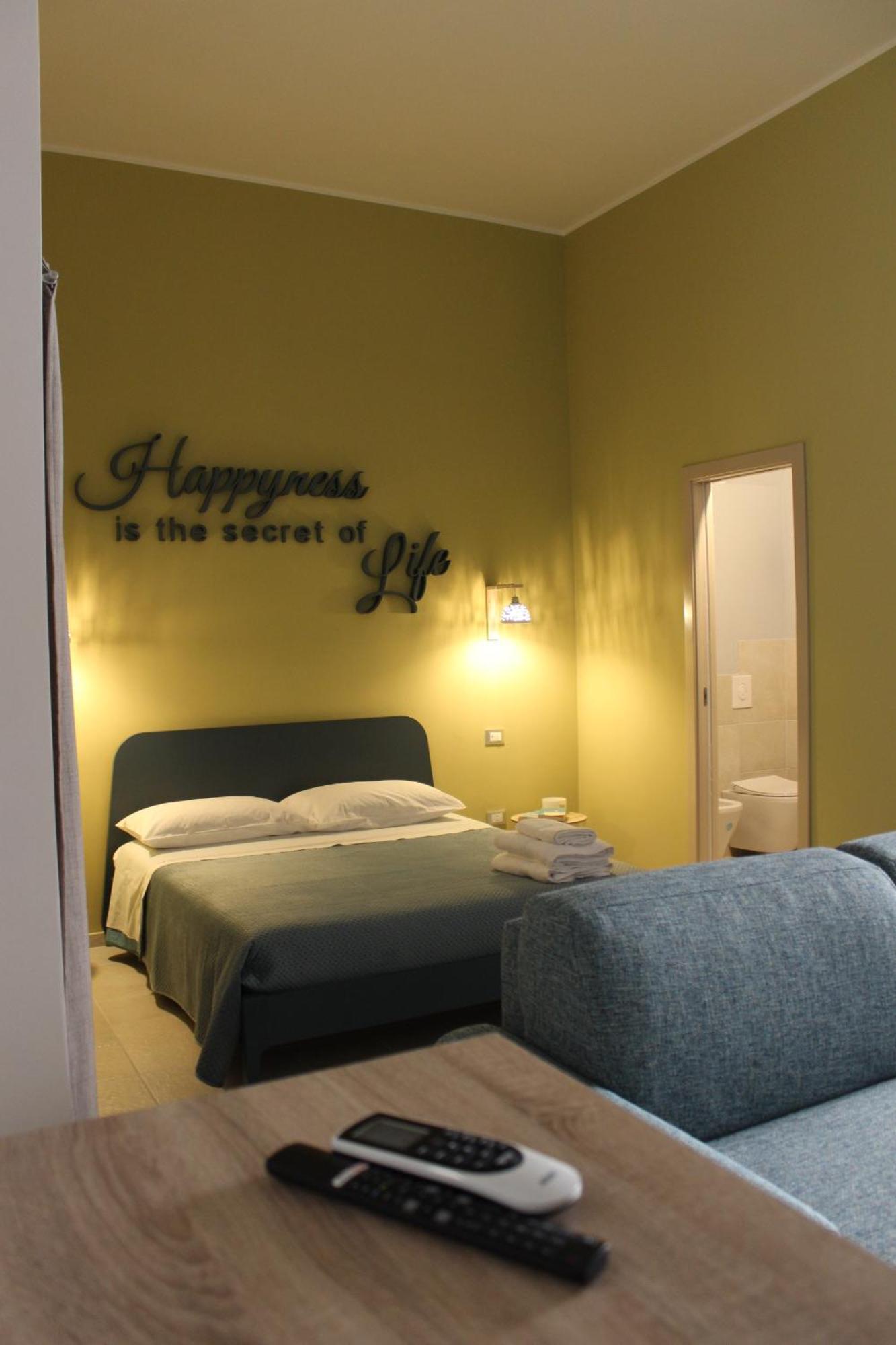 Happynesshouse_Locazione Turistica Apartment Trani Bagian luar foto