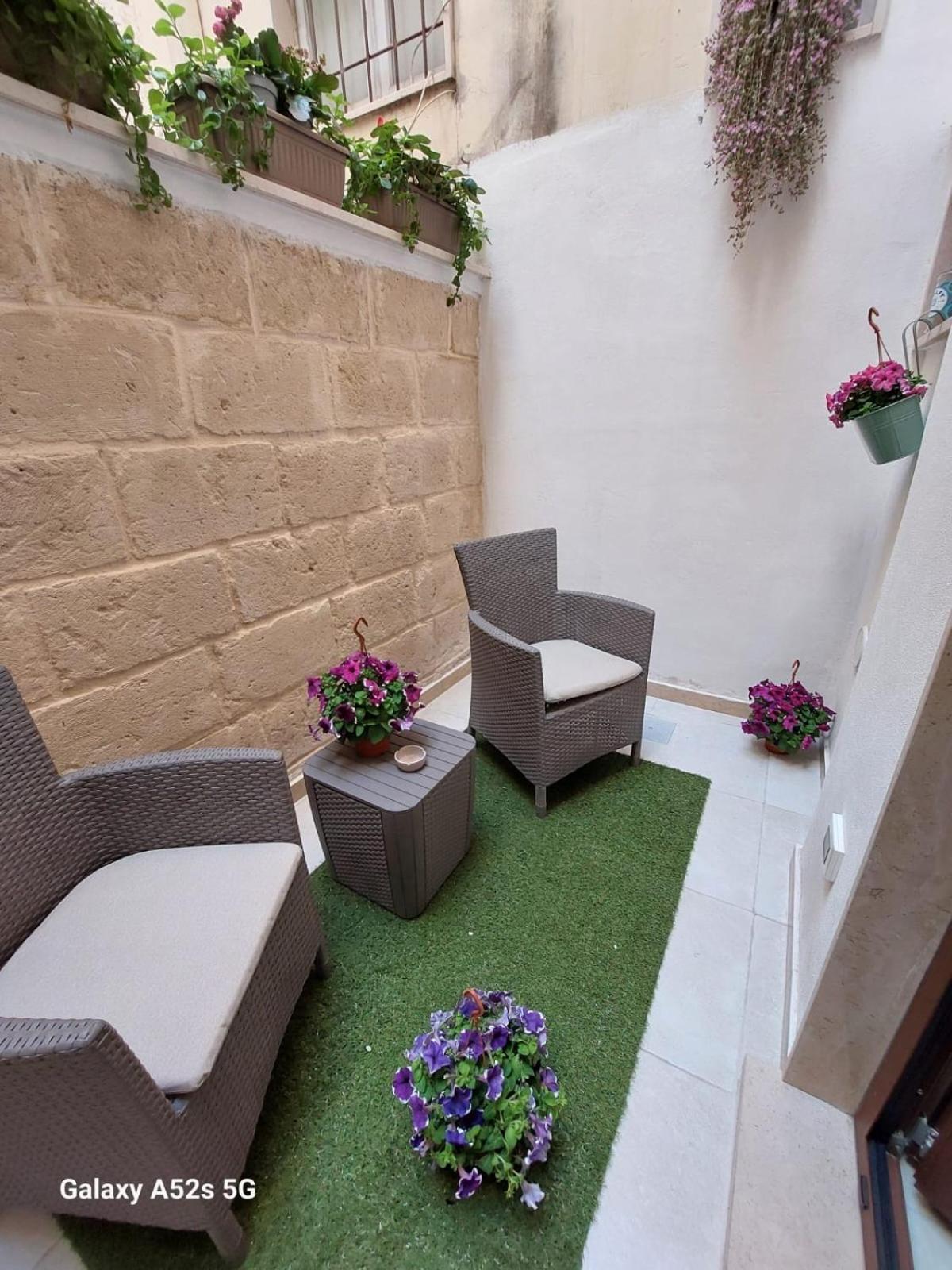 Happynesshouse_Locazione Turistica Apartment Trani Bagian luar foto