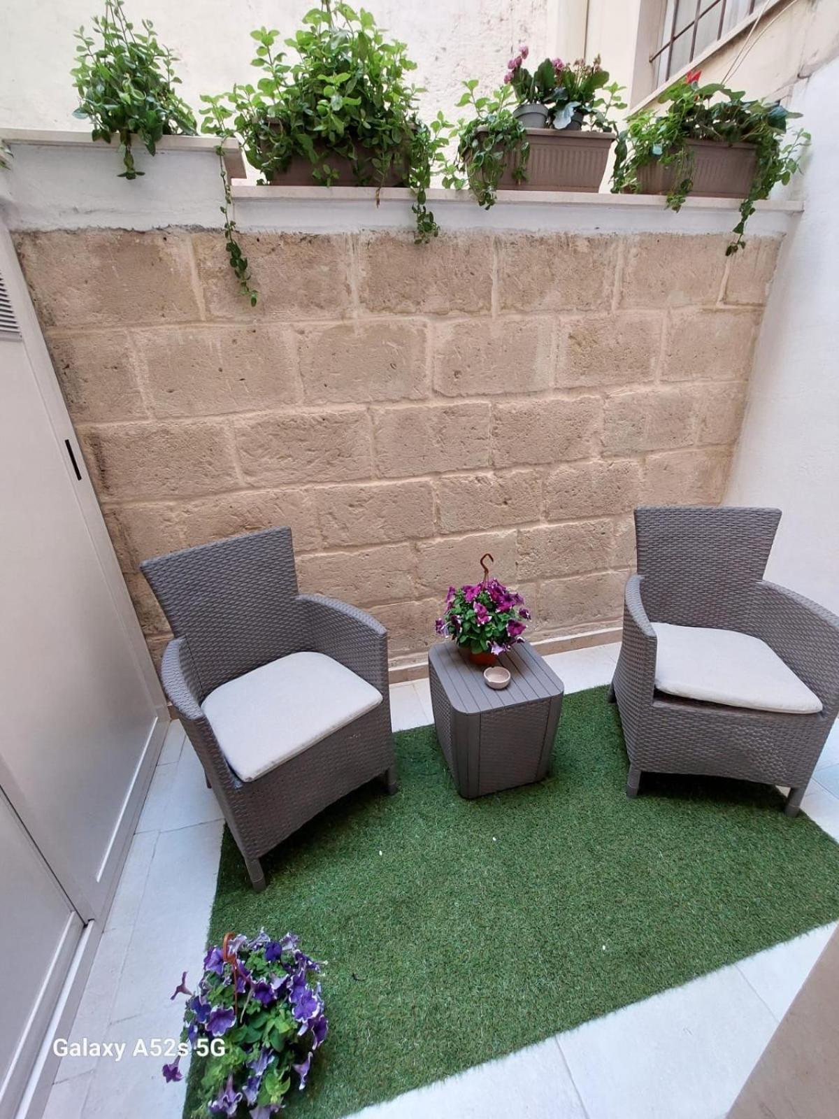 Happynesshouse_Locazione Turistica Apartment Trani Bagian luar foto